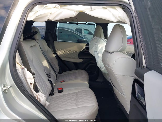2023 MITSUBISHI OUTLANDER JA4J3VA81PZ031075 Photo 7