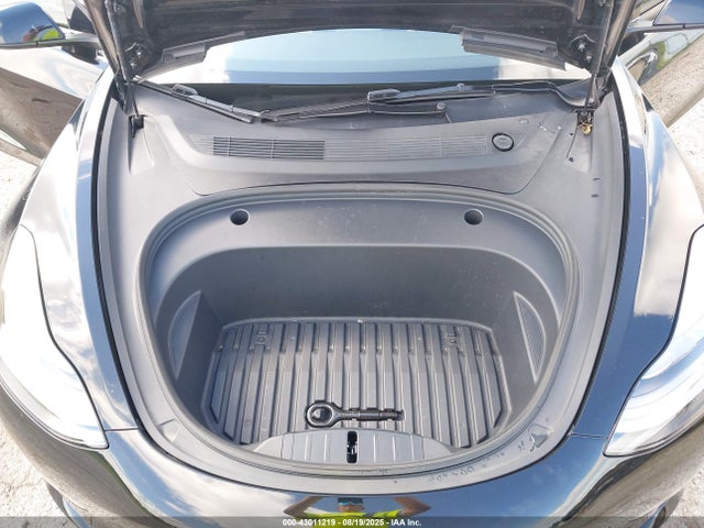2023 TESLA MODEL 3 5YJ3E1EB2PF616468 Photo 9
