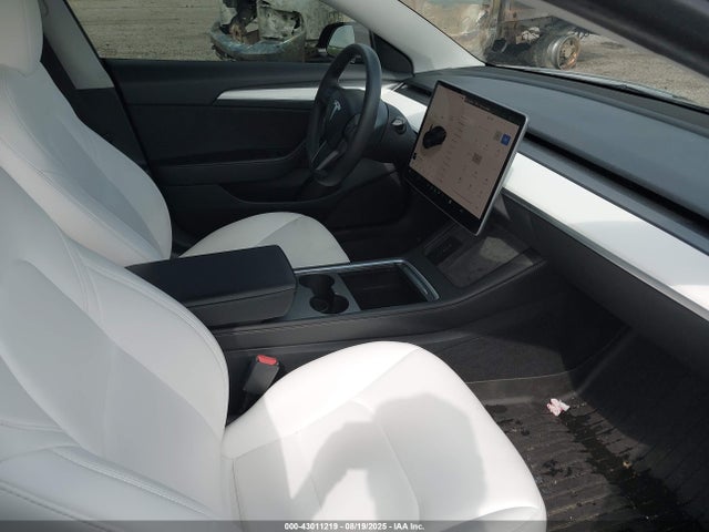 2023 TESLA MODEL 3 5YJ3E1EB2PF616468 Photo 4