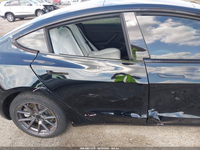 2023 TESLA MODEL 3 5YJ3E1EB2PF616468 Photo 5