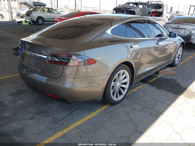 2016 TESLA MODEL S 5YJSA1E11GF159540 Photo 3