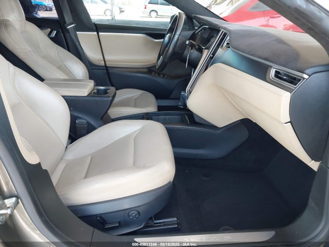 2016 TESLA MODEL S 5YJSA1E11GF159540 Photo 4