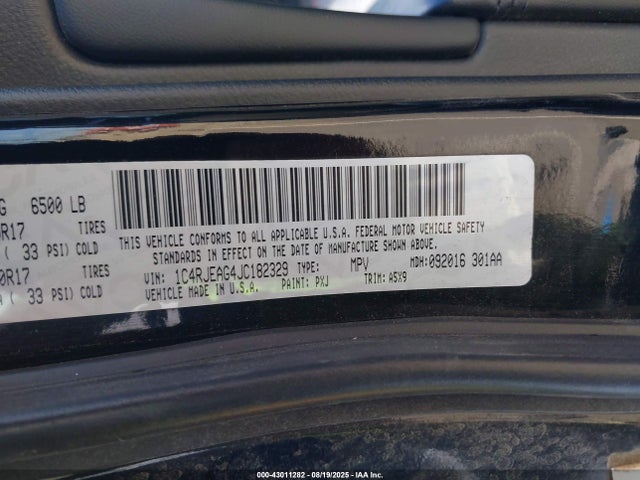 1C4RJEAG4JC182329 Jeep 2018