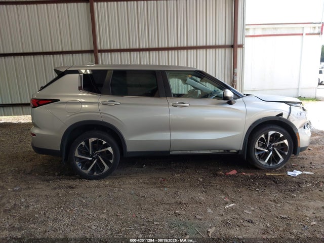 JA4J4TA85NZ019767 Mitsubishi Outlander