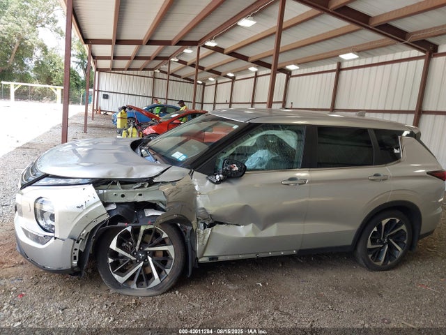 JA4J4TA85NZ019767 Mitsubishi Outlander