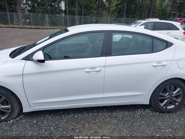 Hyundai Elantra 2017 5NPD84LF8HH044022 Image 15