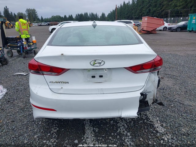 Hyundai Elantra 2017 5NPD84LF8HH044022 Image 17