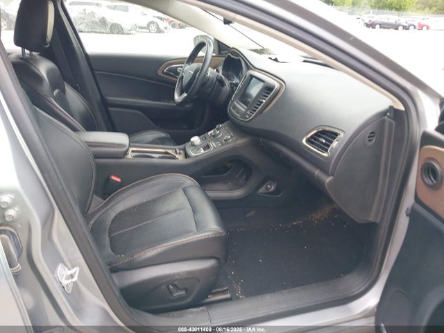 1C3CCCEG1FN547452 Chrysler 200