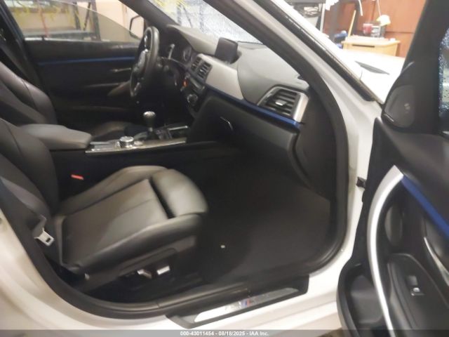 2018 BMW 340I WBA8B7C51JA576833 Photo 4