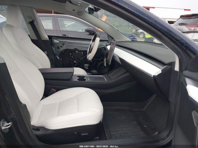 2022 TESLA MODEL 3 5YJ3E1EB3NF115439 Photo 4