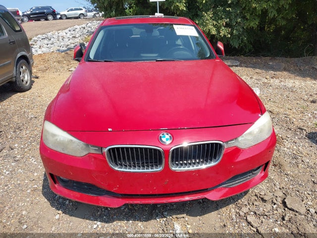WBA3B1C51EPV79158 BMW 320i