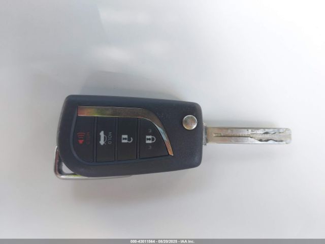 2020 TOYOTA CAMRY 4T1G11AK6LU306047 Photo 10