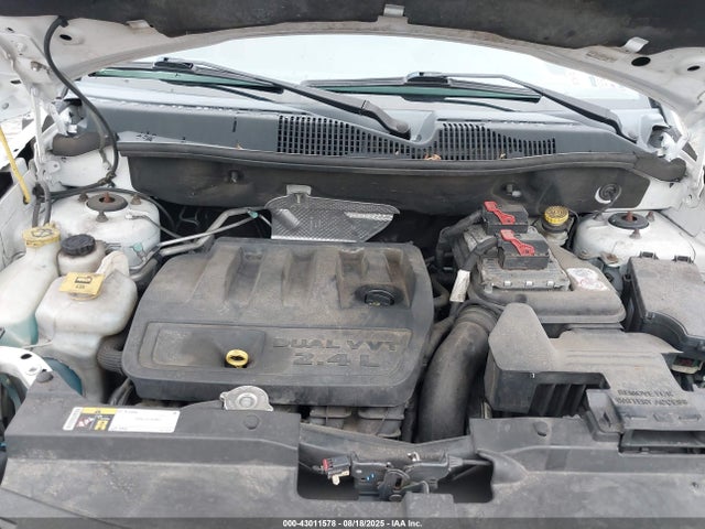 1C4NJDEBXGD725001 Jeep 2016