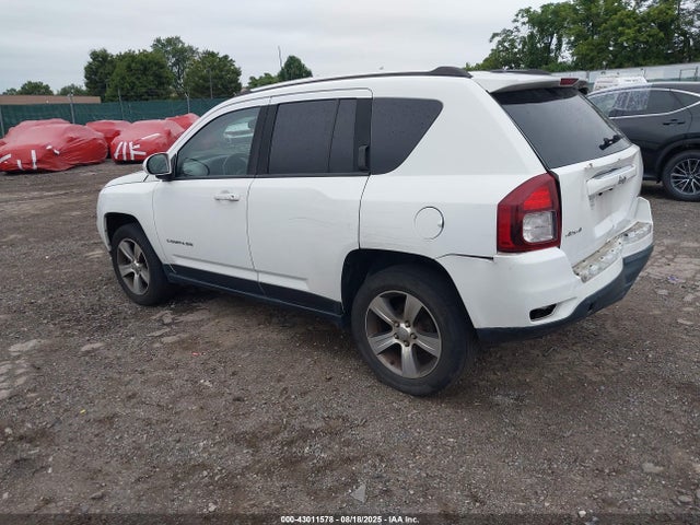 1C4NJDEBXGD725001 Jeep 2016