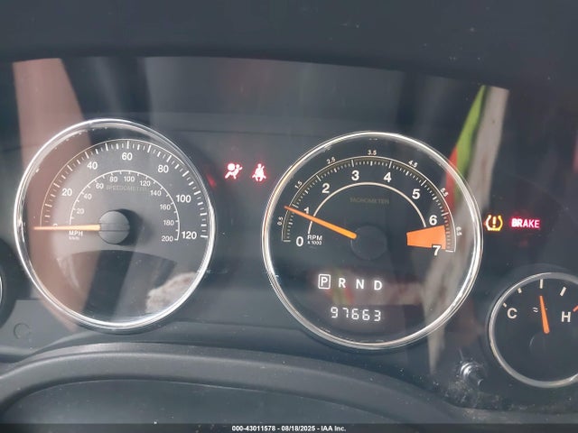 1C4NJDEBXGD725001 Jeep 2016