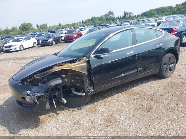 Tesla 2019 2019 5YJ3E1EA9KF394639 Image 2