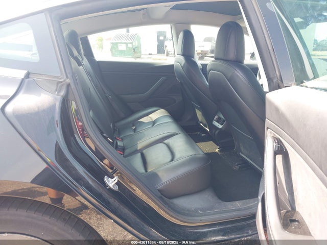 Tesla 2019 2019 5YJ3E1EA9KF394639 Image 8