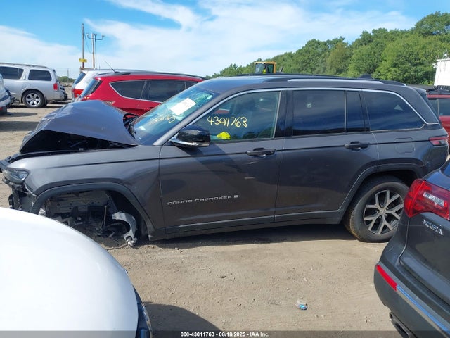 Auction sale of the 2023 Jeep Grand Cherokee Limited 4x4, vin: 1C4RJHBGXP8895599, lot number: 43011763