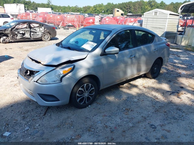Nissan 2019 2019 3N1CN7AP3KL808600 Image 2