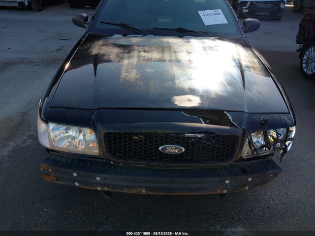 Продаж на аукціоні авто 2011 Ford Crown Victoria Police Interceptor, vin: 2FABP7BV6BX119056, номер лоту: 43011808