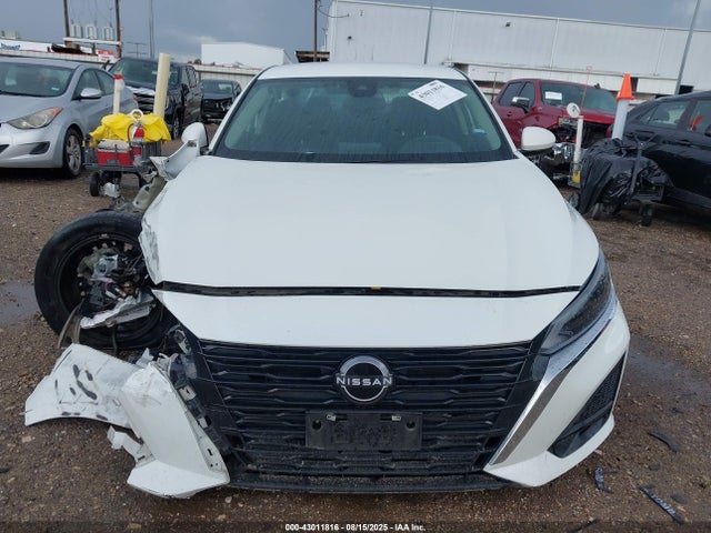 Nissan Altima 2023 1N4BL4DV6PN365976 Image 13