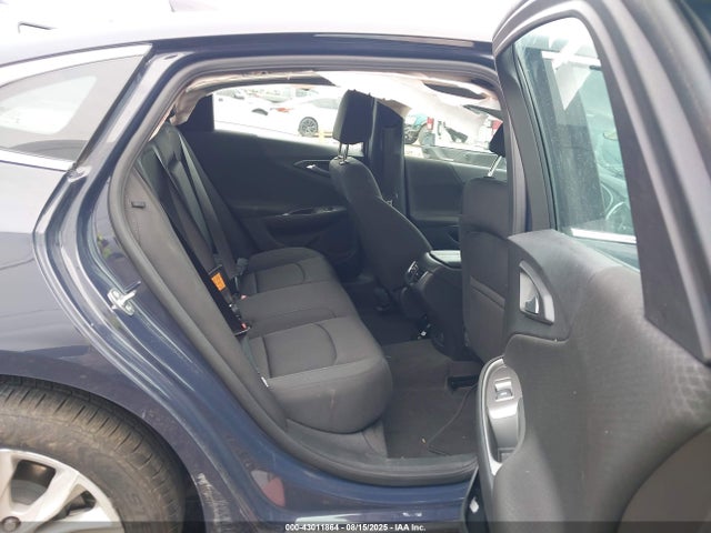 1G1ZD5ST2SF135120 Chevrolet lfv