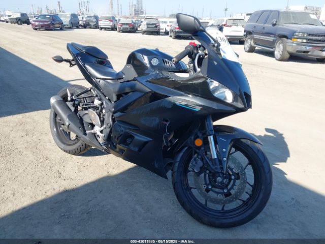 2023 YAMAHA YZFR3 MH3RH18Y8PK013448
