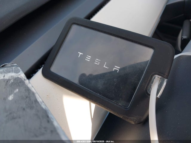 2022 TESLA MODEL 3 5YJ3E1EC8NF113324 Photo 10