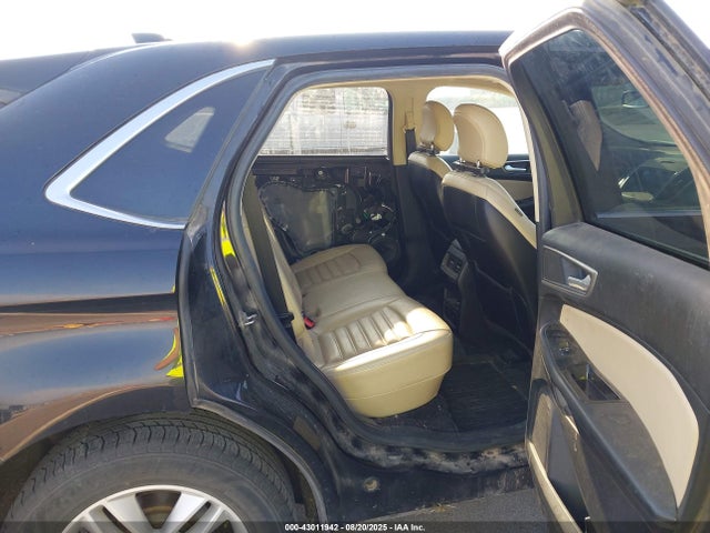 Ford 2016 2016 2FMPK4J95GBB11452 Image 8