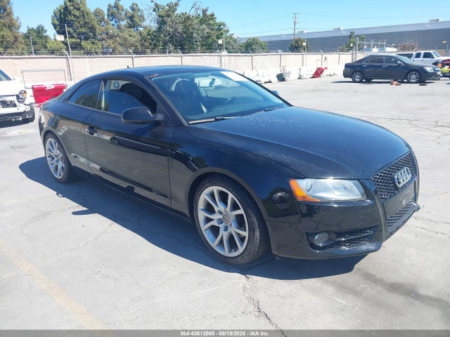 2011 AUDI A5 WAUCFAFR5BA024327 Photo 0