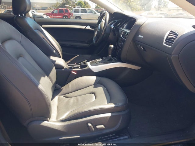 2011 AUDI A5 WAUCFAFR5BA024327 Photo 4