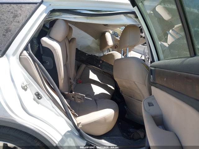 Subaru Outback 2.5i Limited 2016 4S4BSANC1G3229352 Image 8