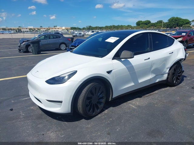 2022 TESLA MODEL Y 7SAYGDEFXNF462757 Photo 1