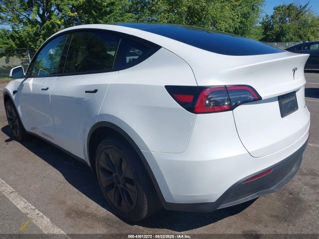 7SAYGDEE4SA337706 Tesla Model Y