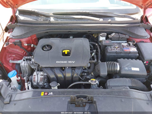 5NPD84LF8HH139843 Hyundai Elantra
