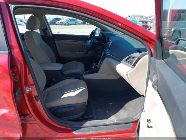 5NPD84LF8HH139843 Hyundai Elantra