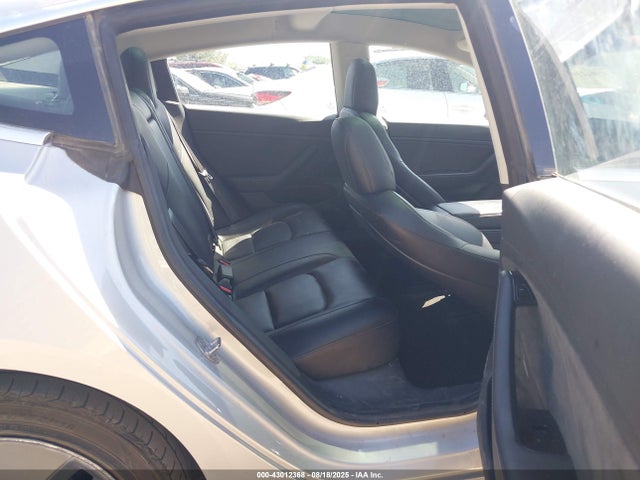 2018 TESLA MODEL 3 5YJ3E1EB9JF073966 Photo 7