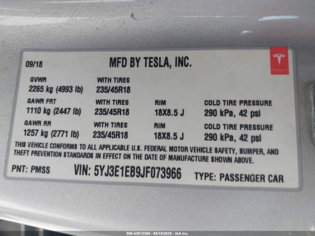 2018 TESLA MODEL 3 5YJ3E1EB9JF073966 Photo 8