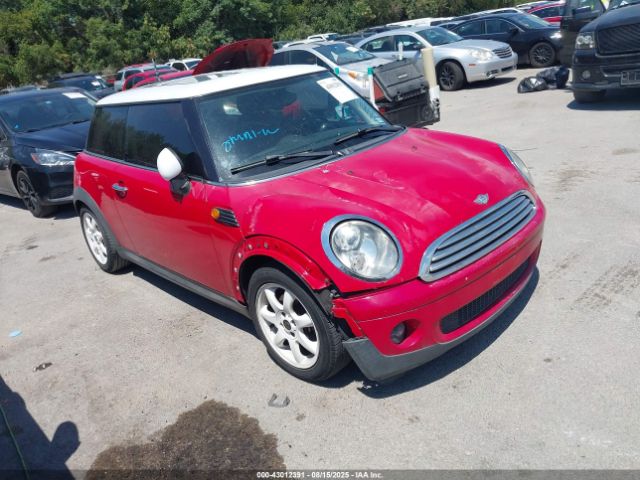 2009 MINI COOPER WMWMF33529TU75568 Photo 0