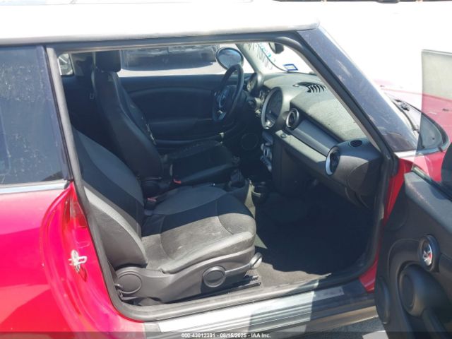 2009 MINI COOPER WMWMF33529TU75568 Photo 4