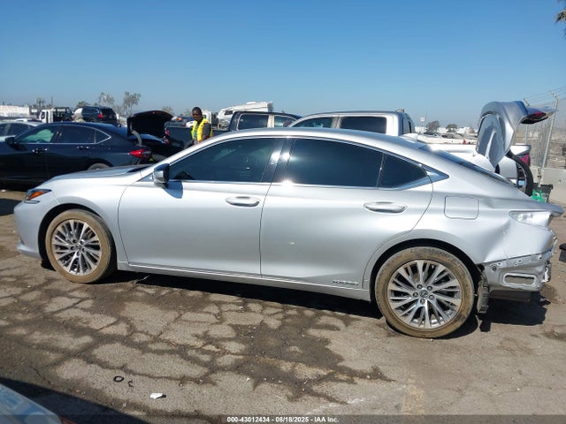 Lexus a25a-fxs, 3nm 2021 58ADA1C11MU007356 Image 15