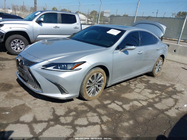 Lexus a25a-fxs, 3nm 2021 58ADA1C11MU007356 Image 2