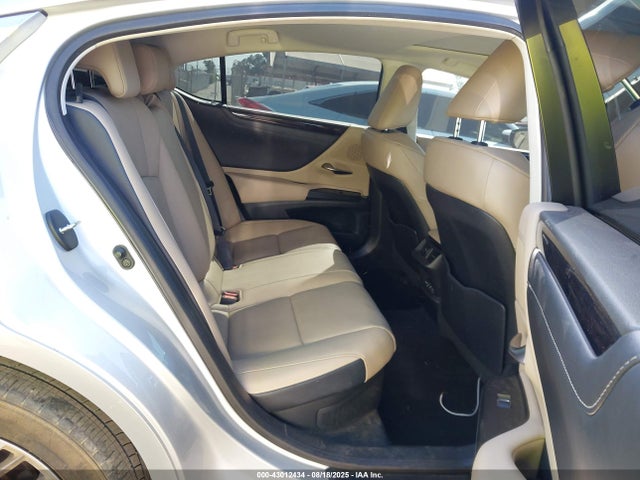 Lexus a25a-fxs, 3nm 2021 58ADA1C11MU007356 Image 8