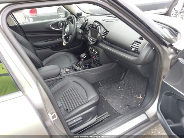 2017 MINI CLUBMAN WMWLU1C37H2F28843 Photo 4