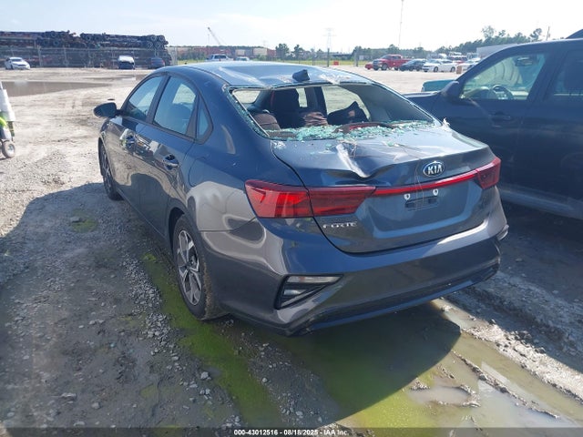 3KPF24AD7ME328882 KIA mpi nu