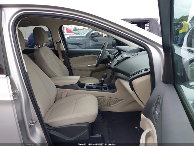 1FMCU0G92HUA63445 Ford 2017