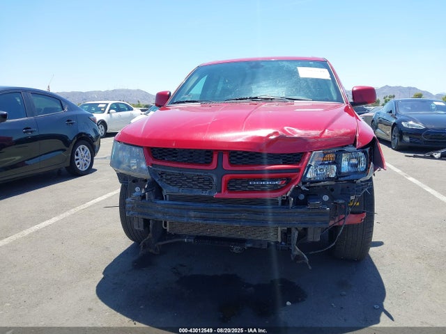 3C4PDCEG5JT426121 Dodge Journey