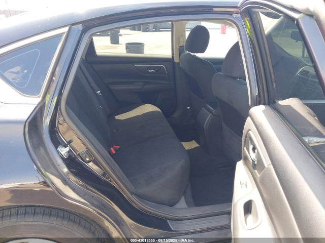 1N4AL3AP5FN398946 Nissan 2015