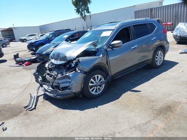 Nissan Rogue 2017 JN8AT2MT4HW145227 Image 2