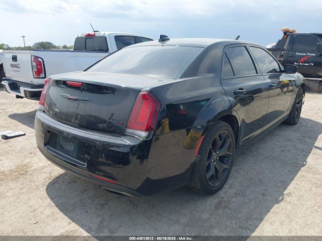 2022 CHRYSLER 300 2C3CCABG9NH107592 Photo 3